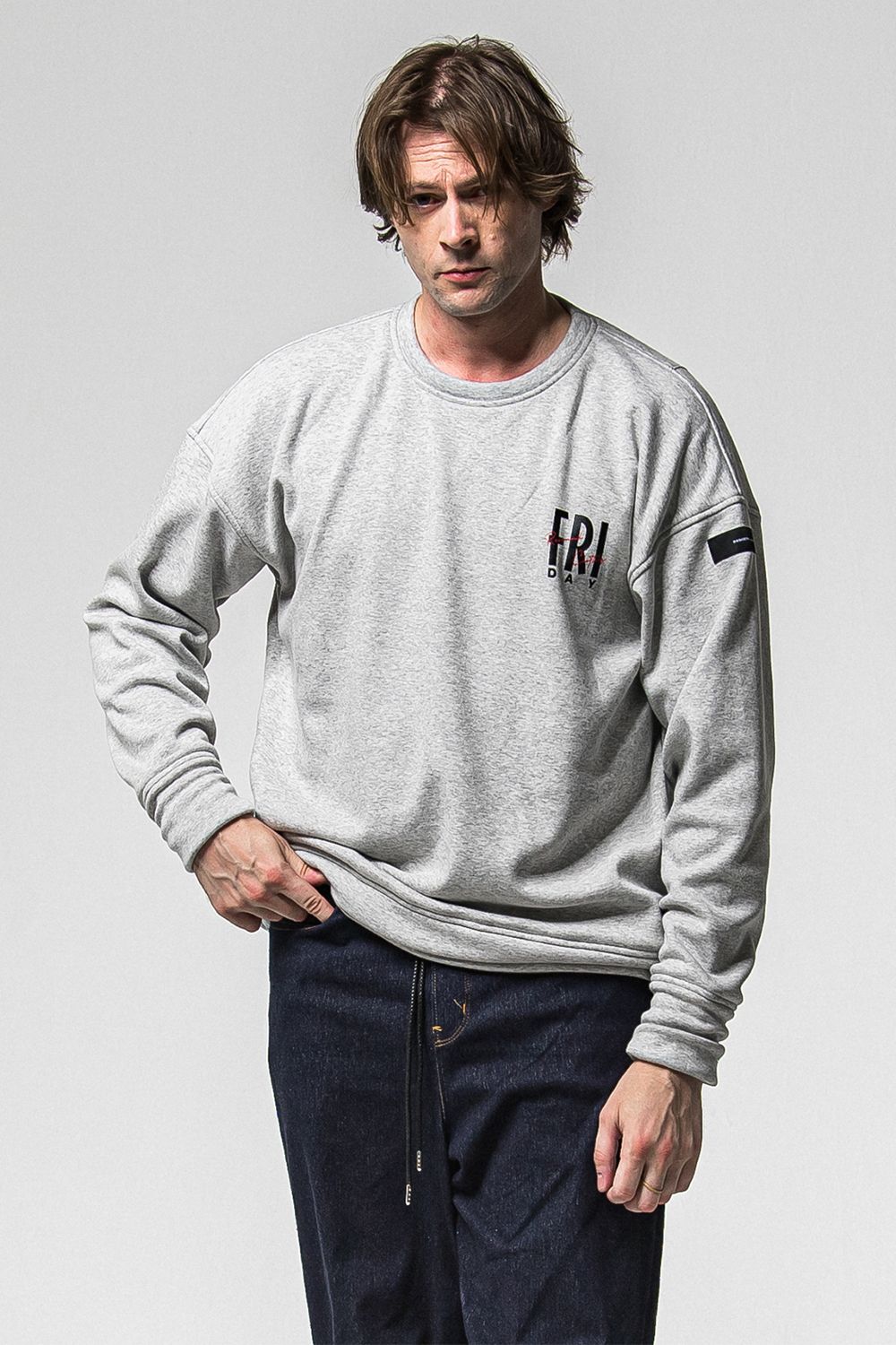 FRIDAY STANDARD LOGO VELOURS FLEECE TRINER / FRIDAYコラボ スタンダードロゴ 裏ベロアフリーストレーナー