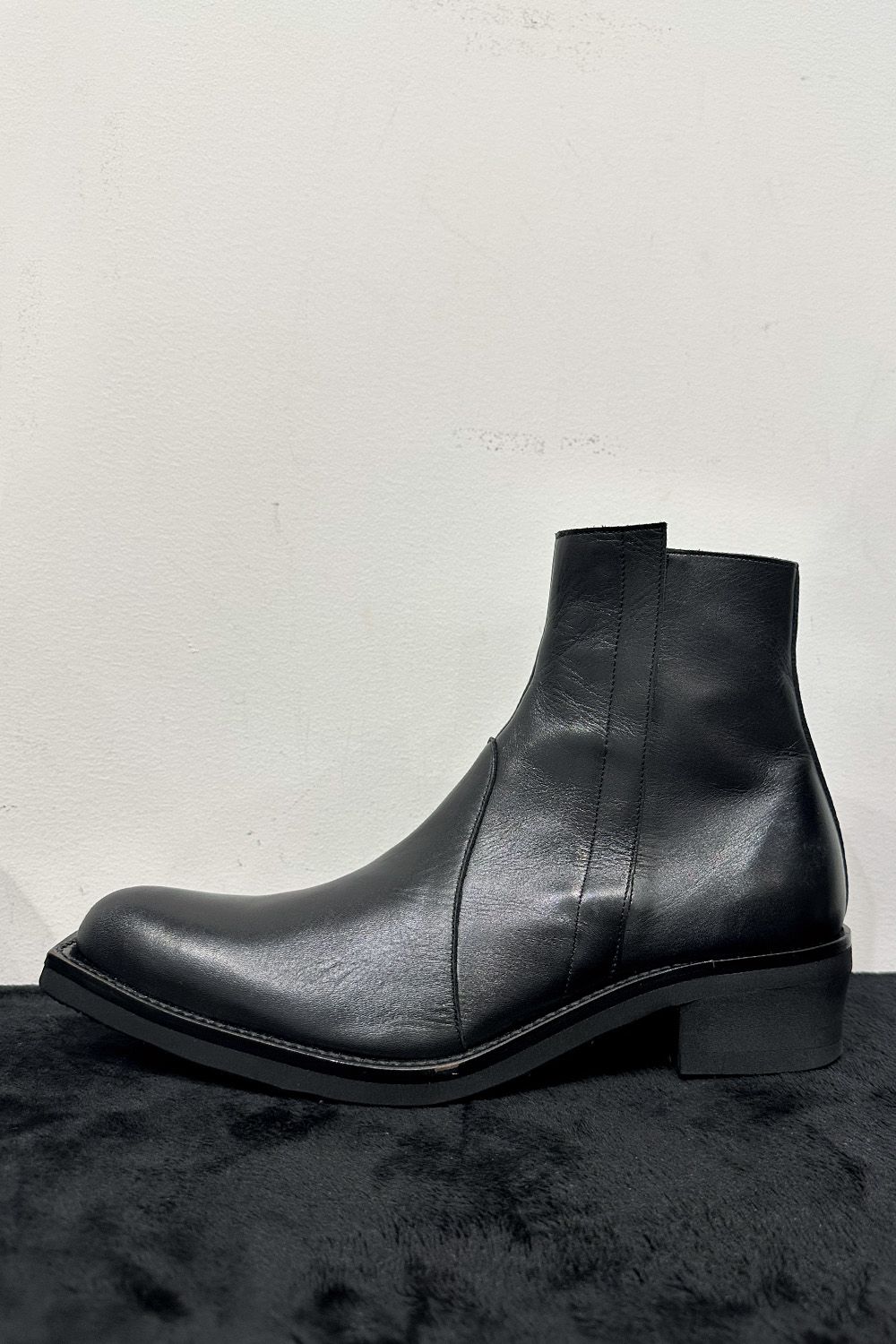 Cow Hide Middle Boots / カウハイド ミドルブーツ