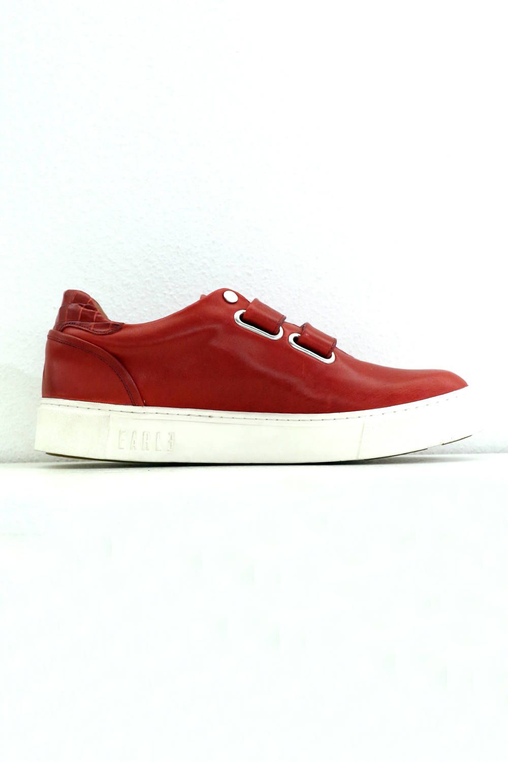 Hole cut velcro sneakers