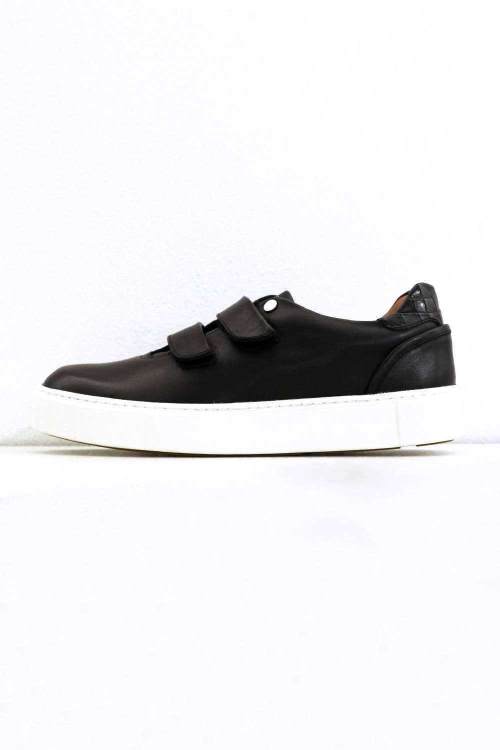 Hole cut velcro sneakers