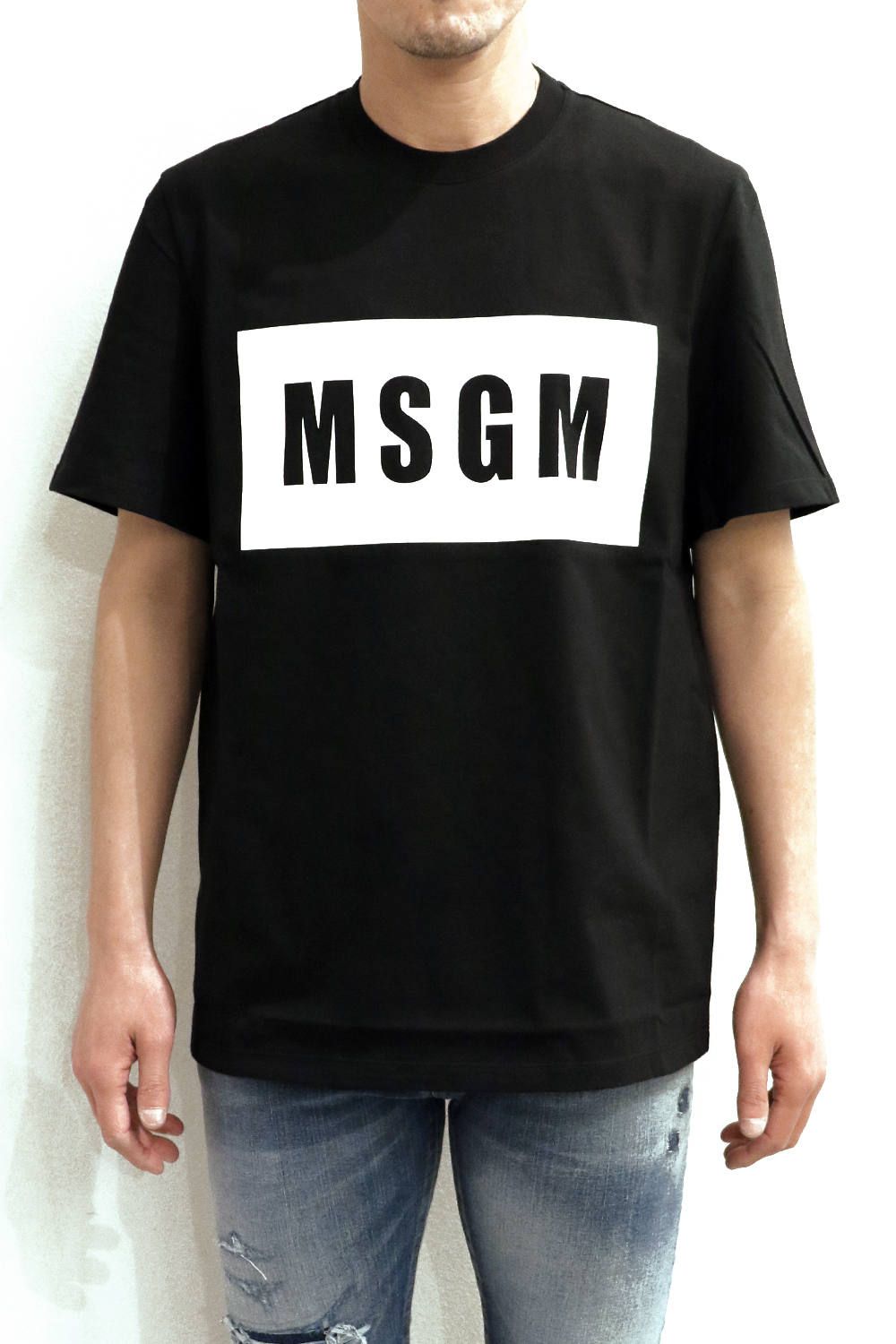 MSGM - T-SHIRT WITH BOX LOGO | laid-back