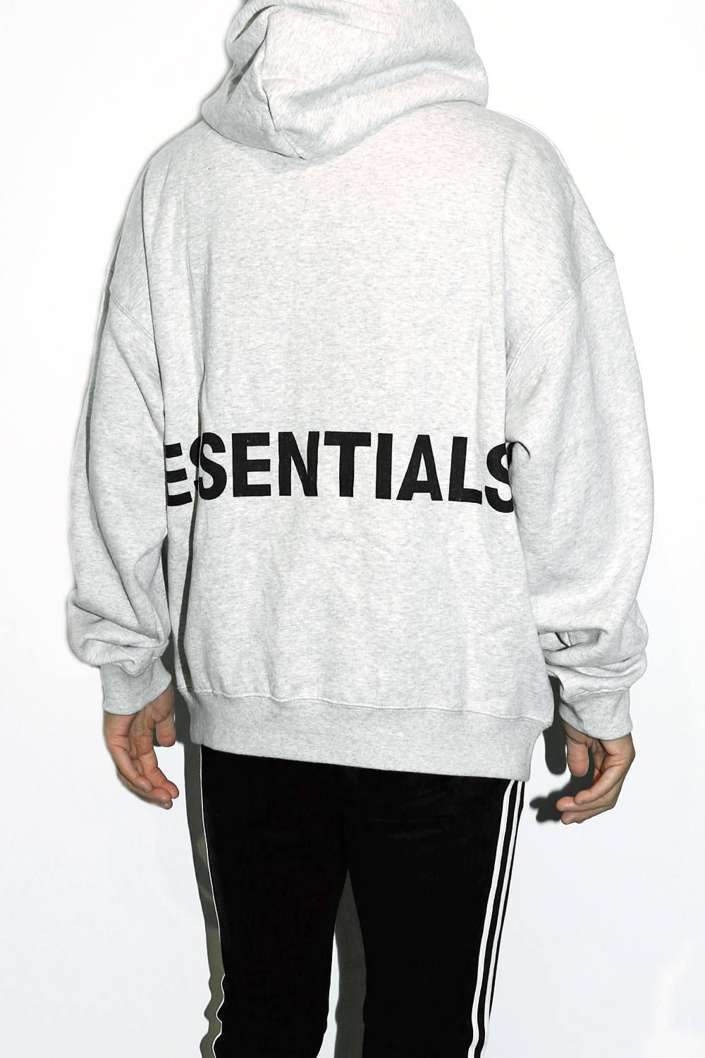 FOG ESSENTIALS - Pullover Hoodie | laid-back