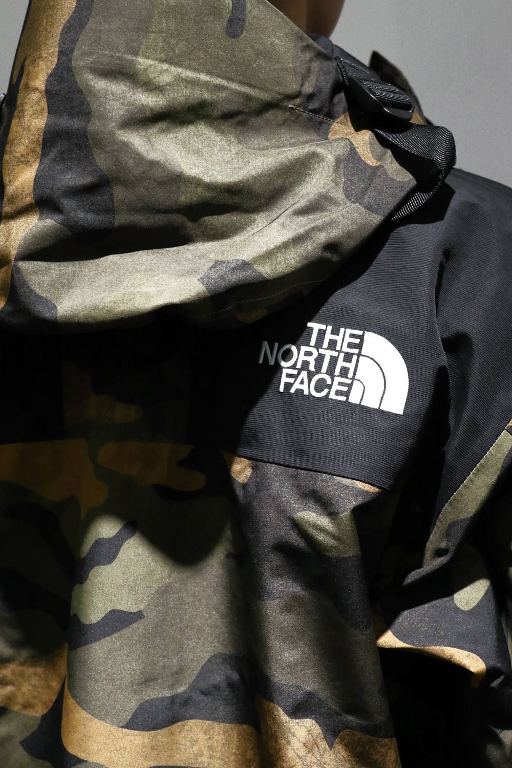 THE NORTH FACE - 1990 MOUNTAIN JACKET GTX | laid-back