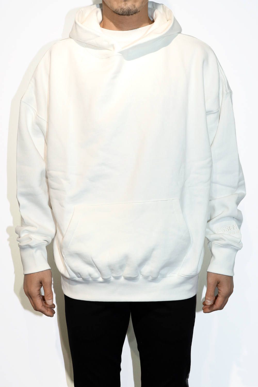 Pullover Hoodie 2