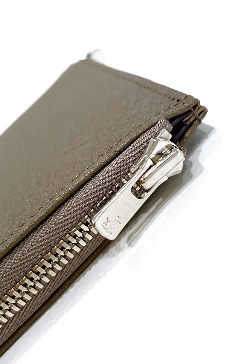 L ZIP Compact Wallet