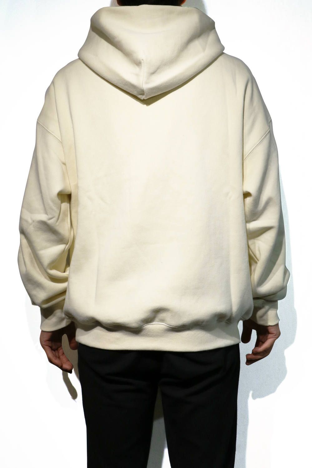 定番☆【Fear of God】ロゴ グラフィック クラシック フーディ 大人気☆【Fear of God Essentials】クラシック パーカー ロゴ