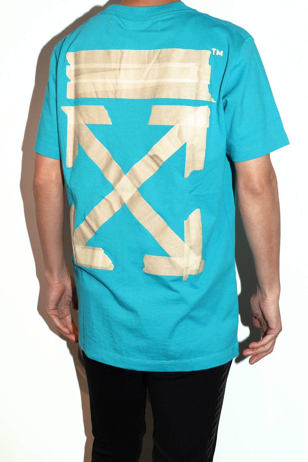 OFF-WHITE - TAPE ARROWS S/S SLIM TEE | laid-back