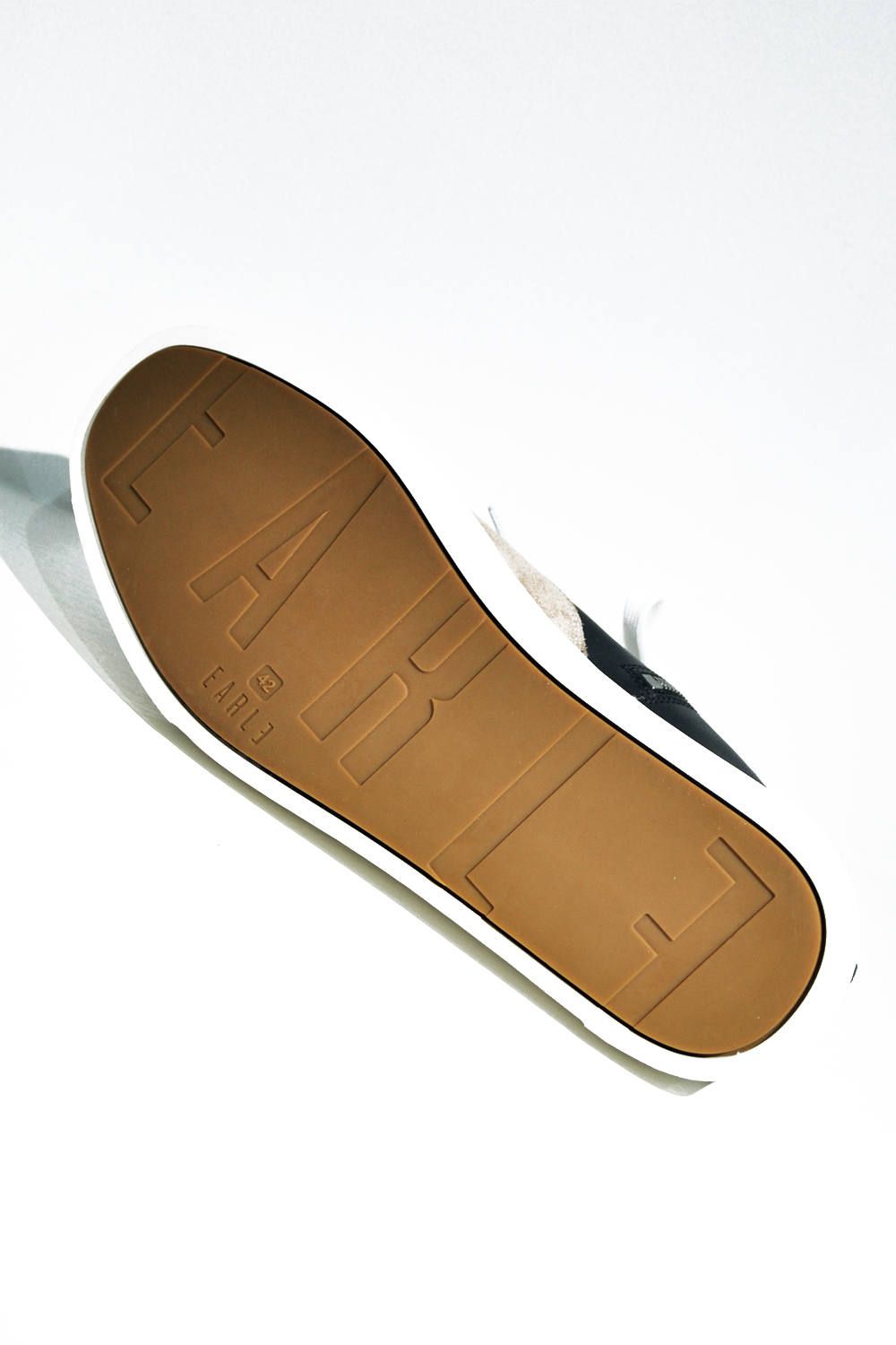 Classic lace-up sneakers