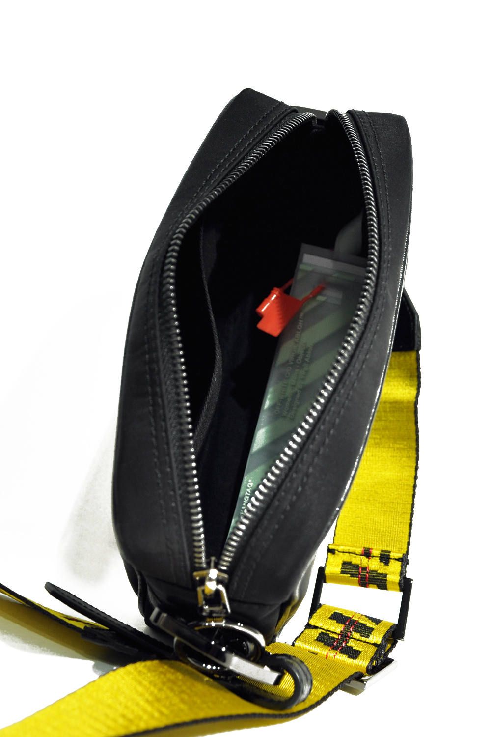 OFF-WHITE - CARRYOVER Cross Body | laid-back