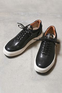 Hole cut sneakers / ホールカットスニーカー
