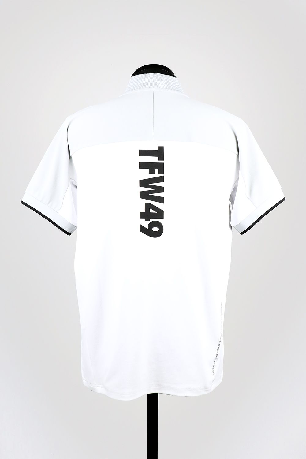 HALF ZIP COLLAR LESS / ハーフジップ カラーレス