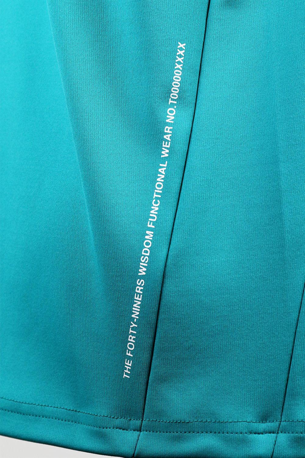 HALF ZIP COLLAR LESS / ハーフジップ カラーレス