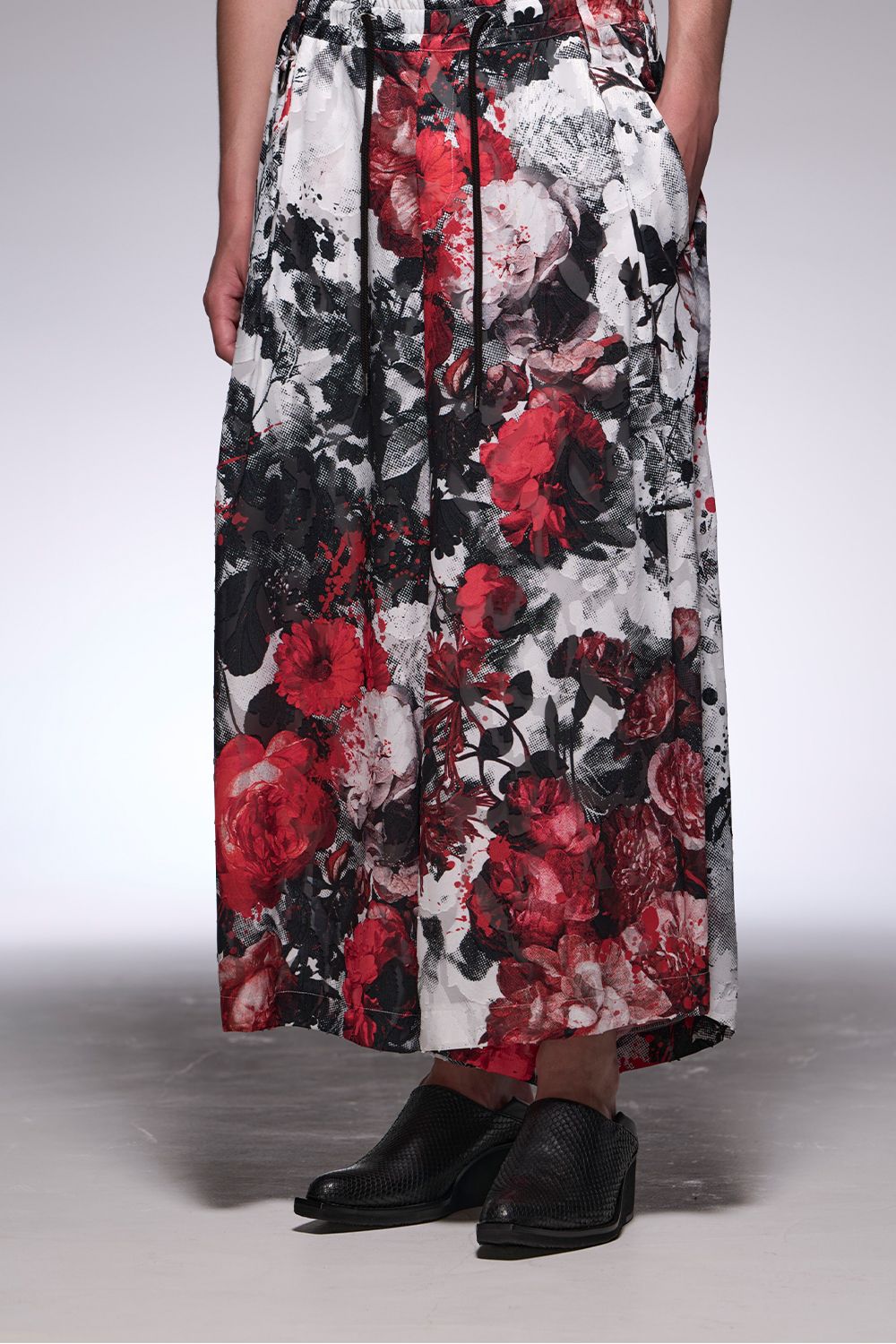 Splash Flora Wide Tuck Slacks / スプラッシュフローラ ワイドタックスラックス