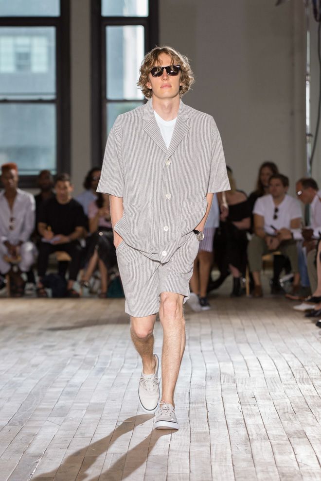 2018 SPRING & SUMMER COLLECTION