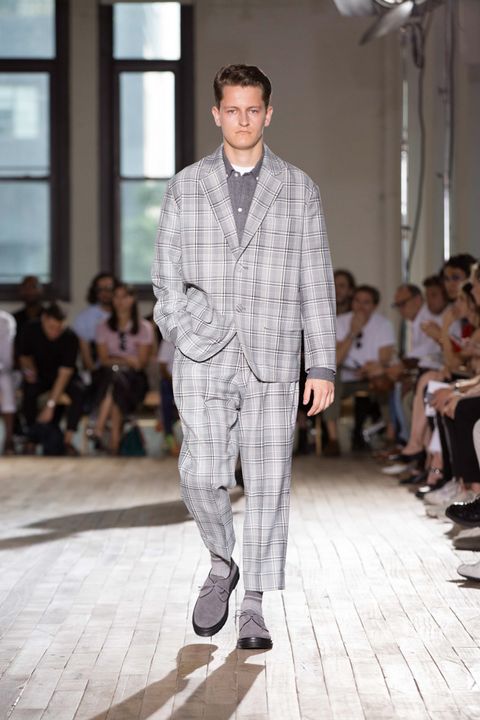 2018 SPRING & SUMMER COLLECTION