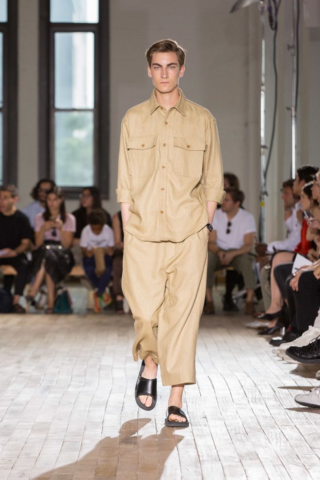 2018 SPRING & SUMMER COLLECTION