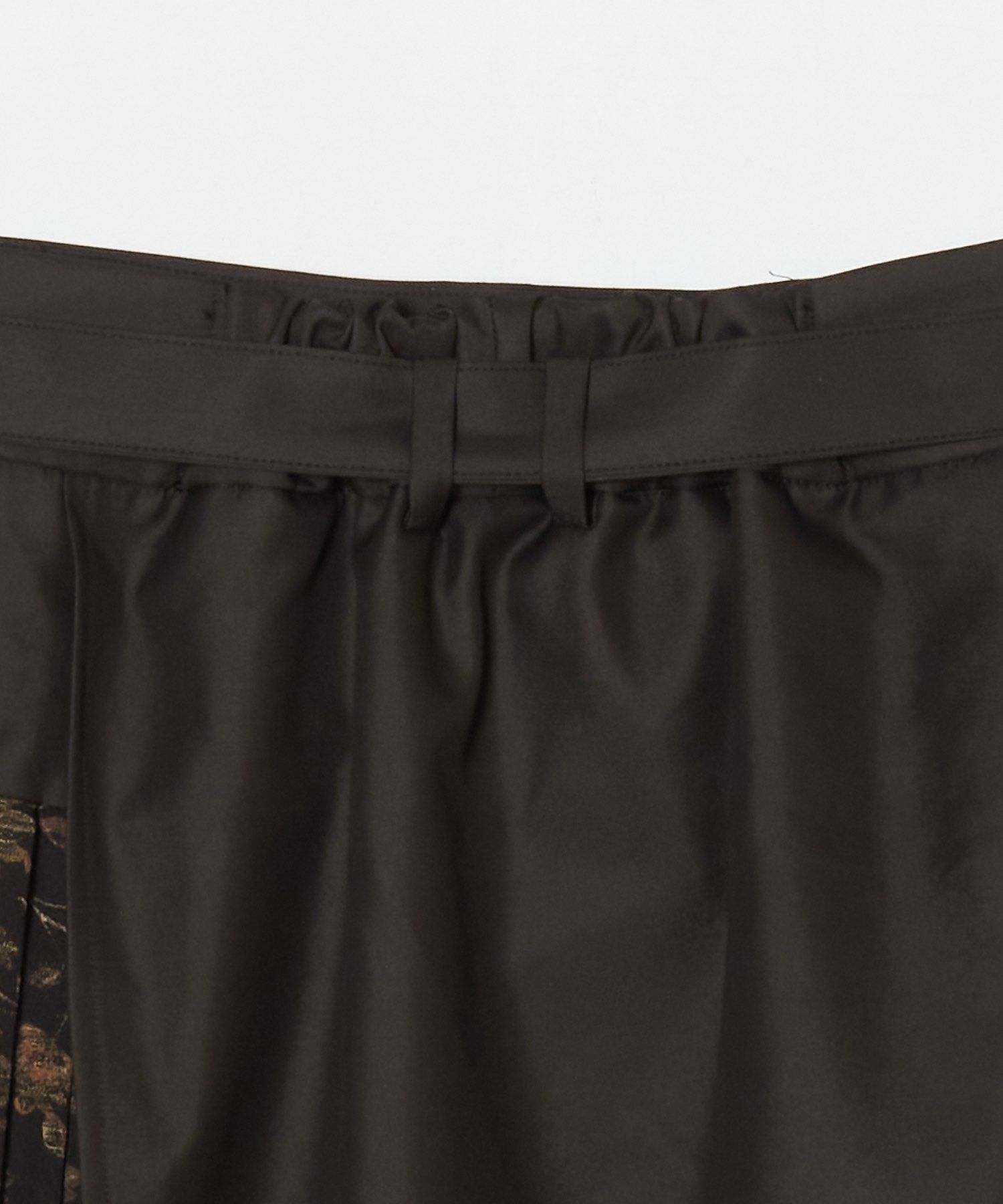 Pleats belted skirt / プリーツ ベルテッド スカート