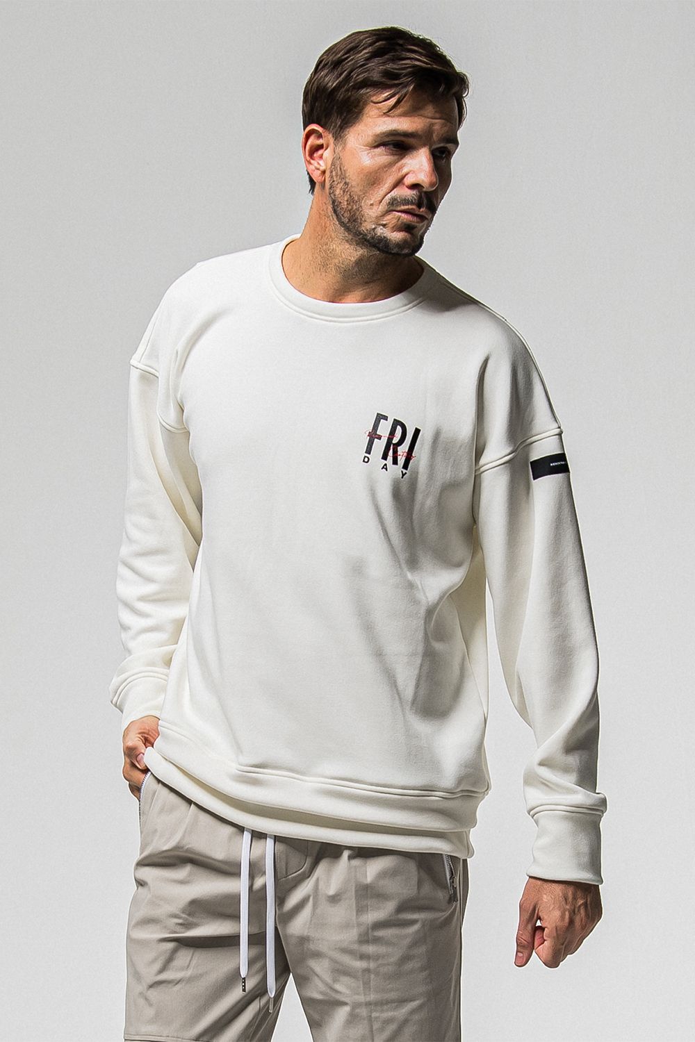 FRIDAY STANDARD LOGO VELOURS FLEECE TRINER / FRIDAYコラボ スタンダードロゴ 裏ベロアフリーストレーナー