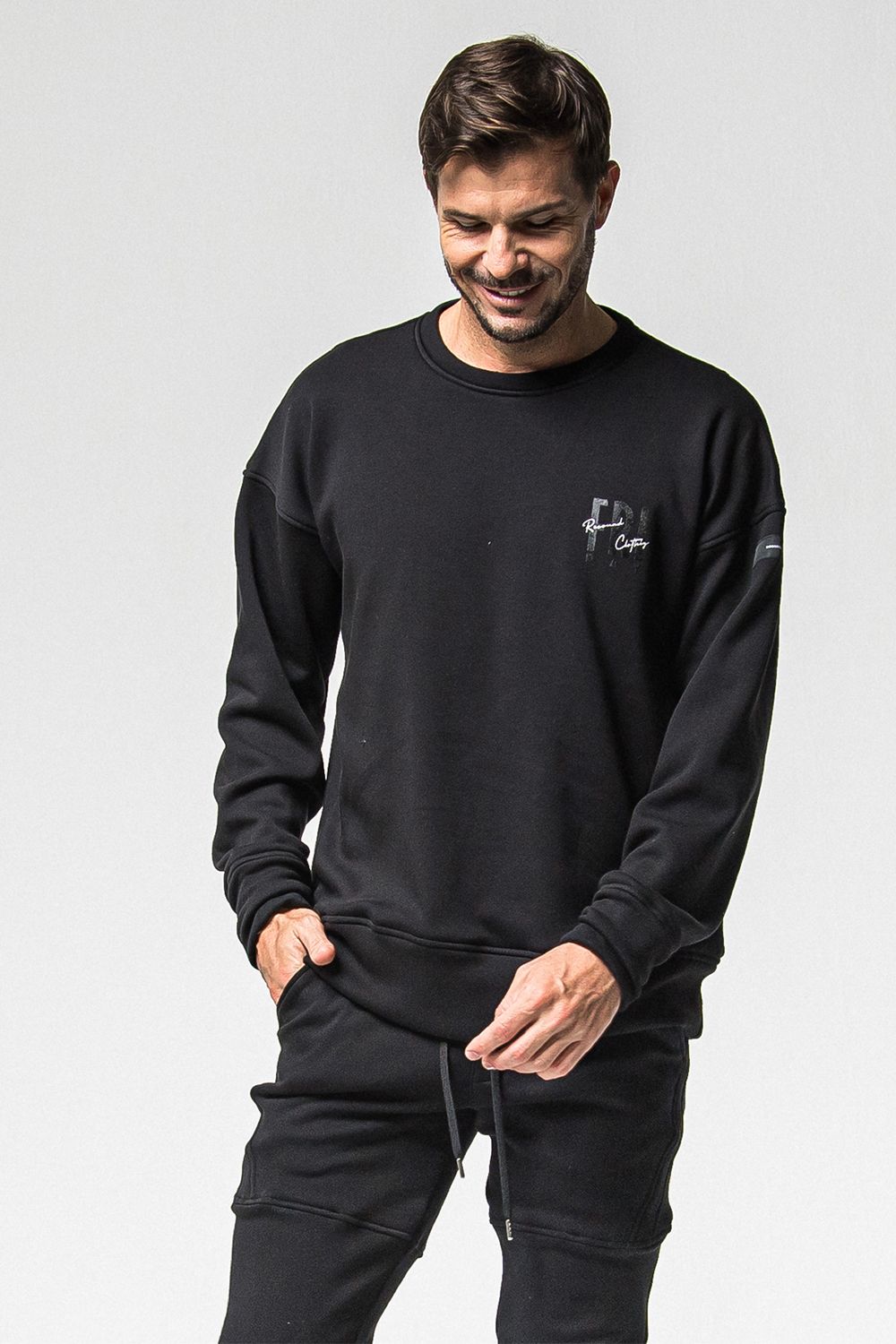 FRIDAY STANDARD LOGO VELOURS FLEECE TRINER / FRIDAYコラボ スタンダードロゴ 裏ベロアフリーストレーナー