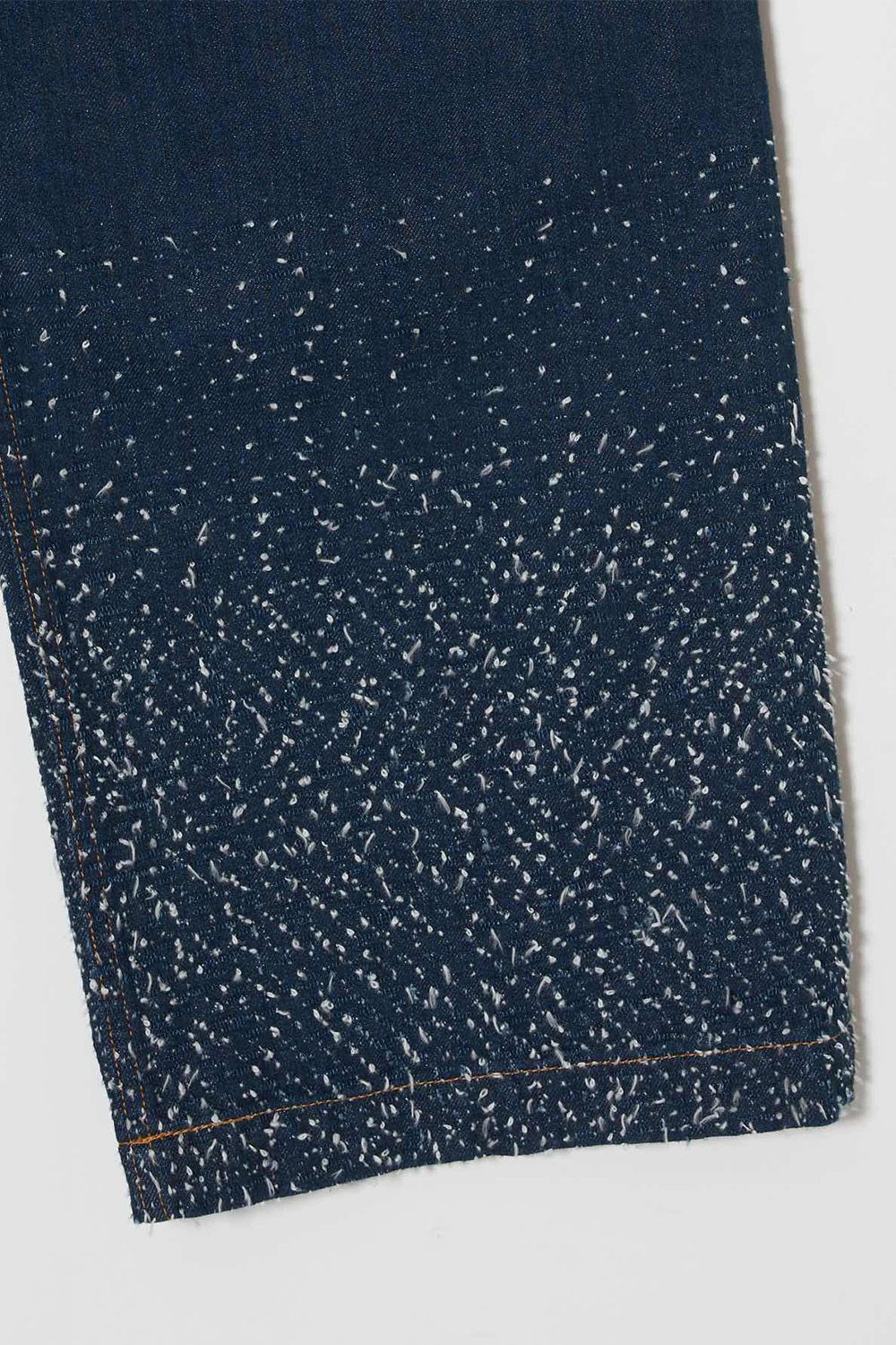 Gradation needle-punched denim PT  / グラデーション ニードルパンチ デニム