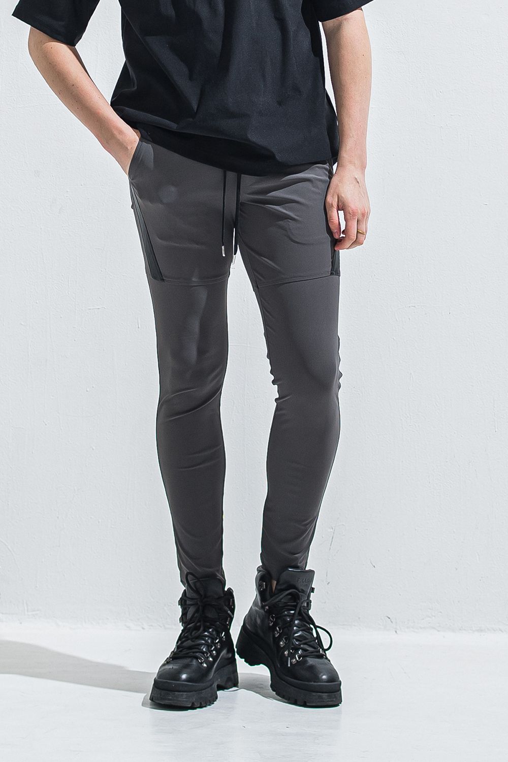 TYLER NYLON PANTS / タイラー ナイロン パンツ