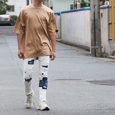 RESOUND CLOTHINGとN.HOOLYWOODのデニムを着用したおすすめスタイル