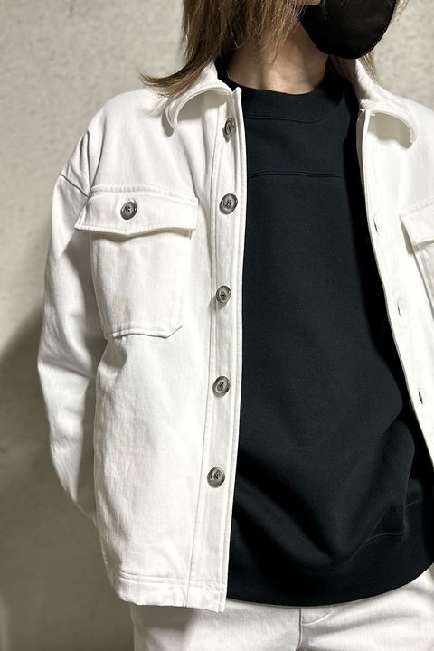 RESOUND CLOTHING_styling