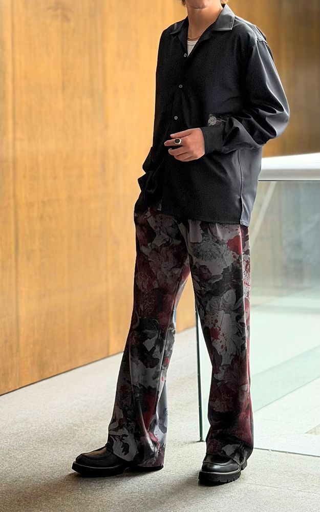 kiryuyrikの新作スラックス”Gray Flora Gabardine Wide Slacks”を使用したコーディネートのご紹介！！