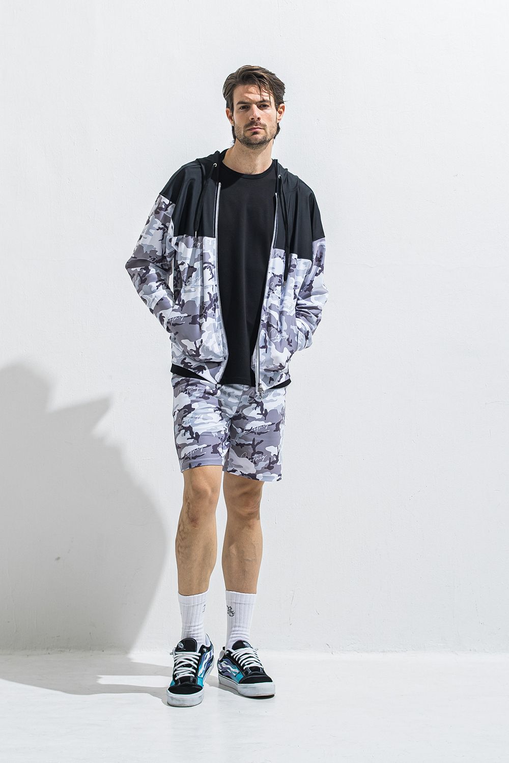 RUSH OVER ZIPUP HOODIE / オーバーサイズ ジップアップ ラッシュパーカー