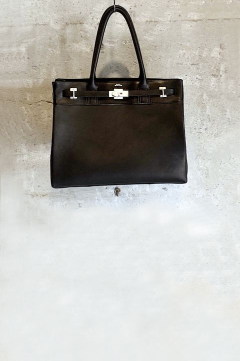 TOTE(M) BLACK × S/SILVER METAL - OIL LEATHER