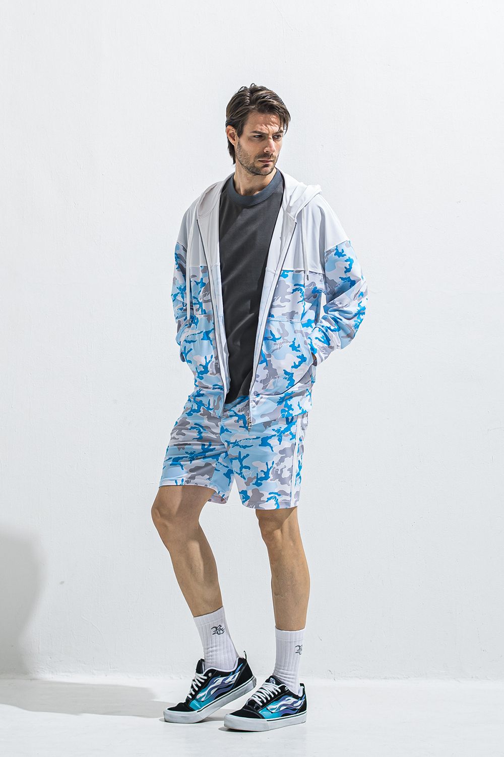 RUSH OVER ZIPUP HOODIE / オーバーサイズ ジップアップ ラッシュパーカー