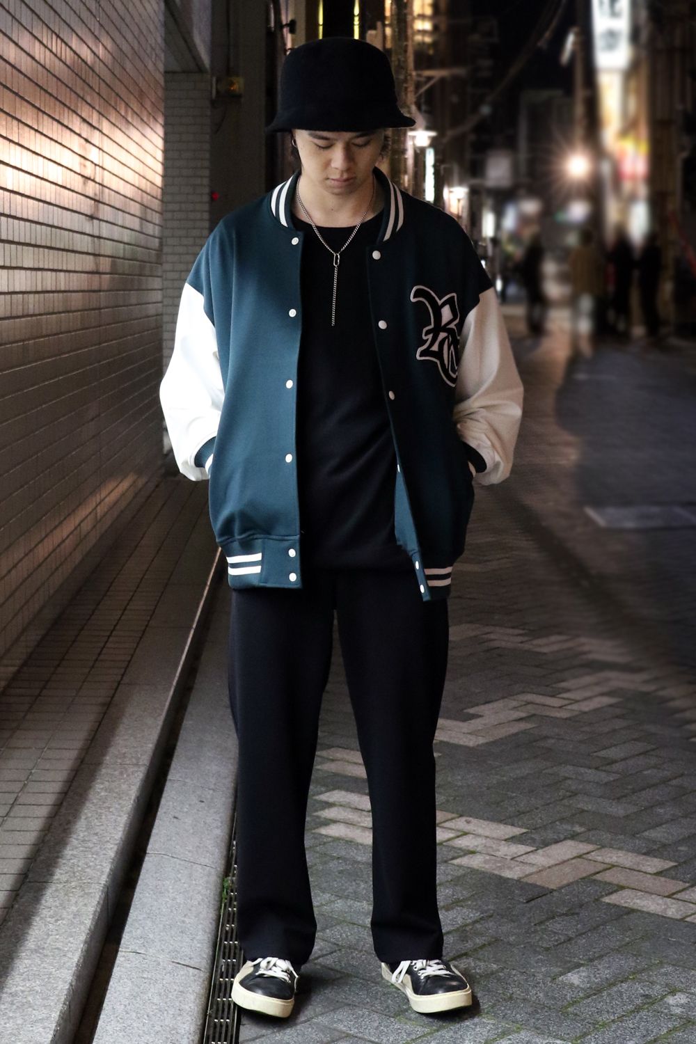 RESOUND CLOTHING 好評中の”RC Jersey OVER VARSITY JACKET”スタイル