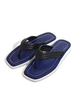 Voluminous tong sandals / ボリューミナス トング サンダル