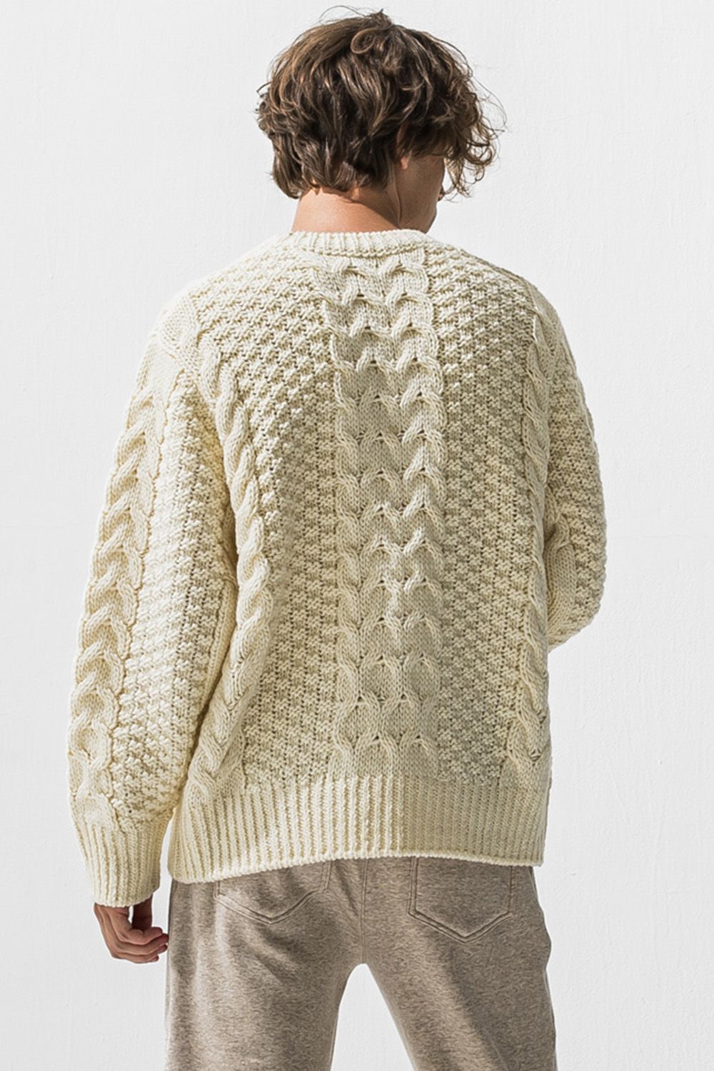 cable law sweater  / ケーブル ローゲージ セーター