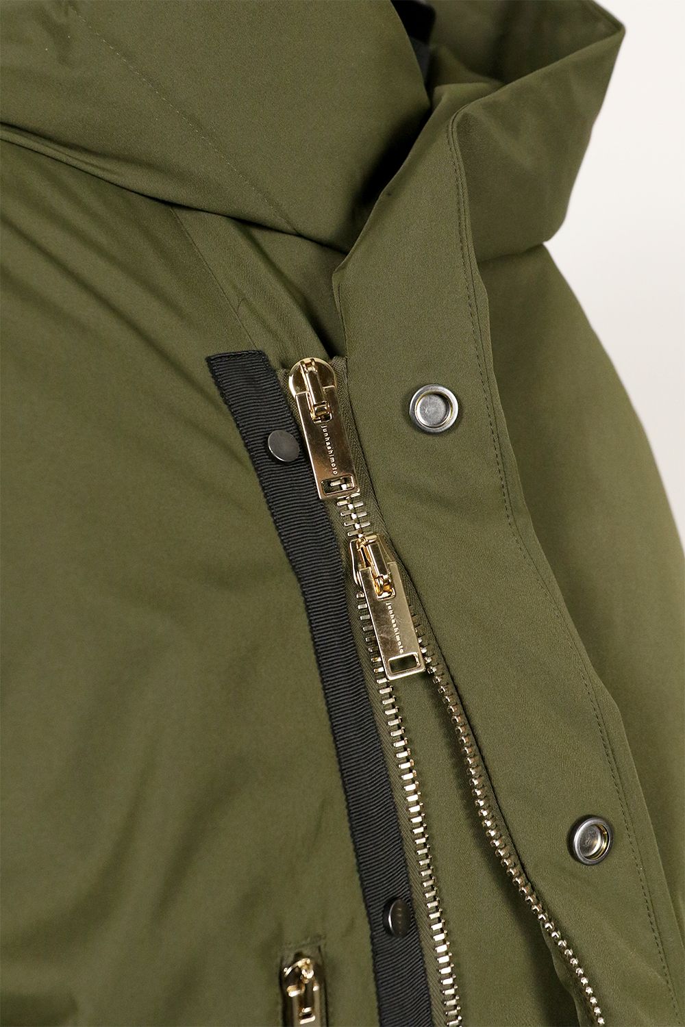 WRAP SHORT DOWN  / ラップ ショート ダウンコート