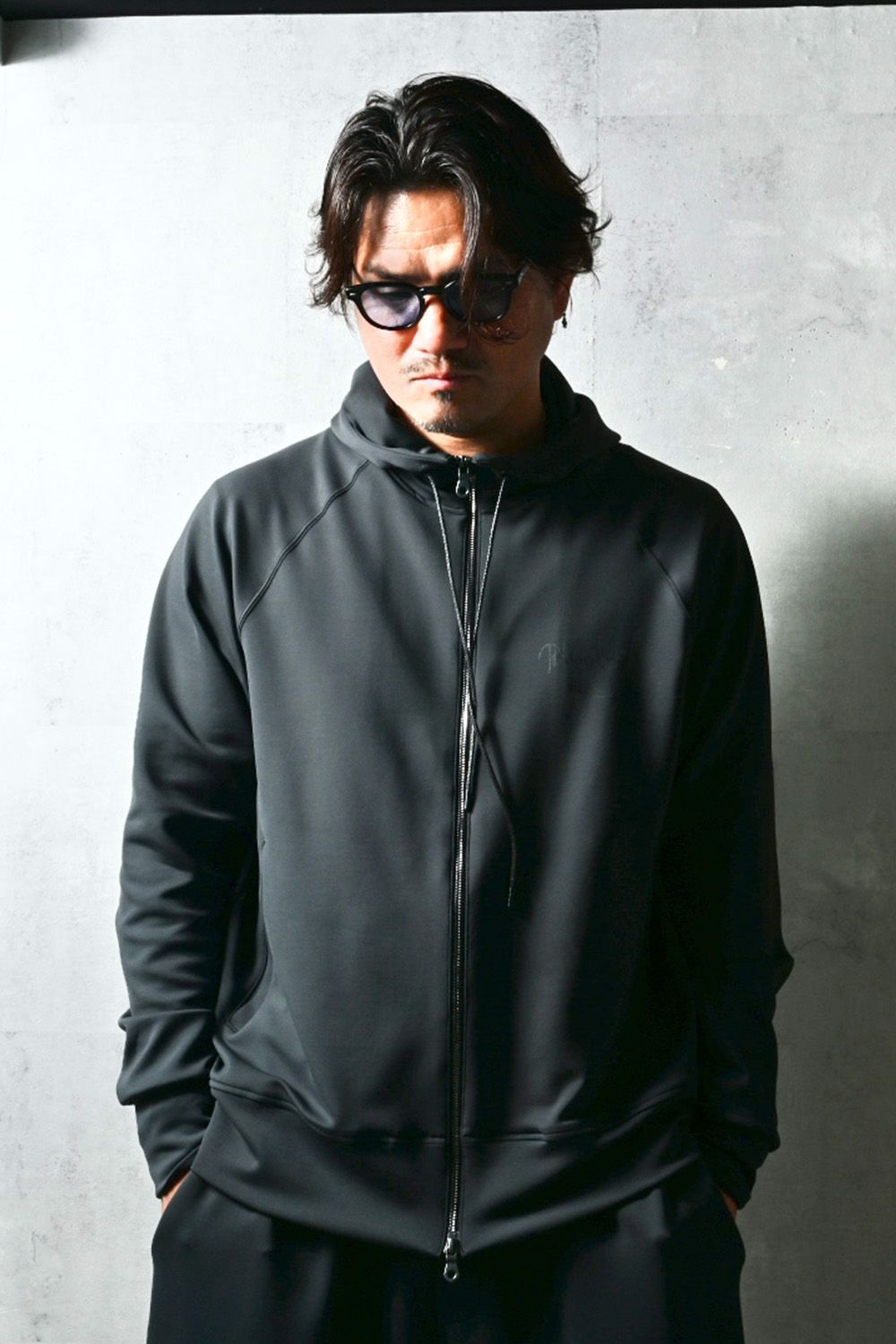 sign zip hoodie / サイン ジップアップ フーディー