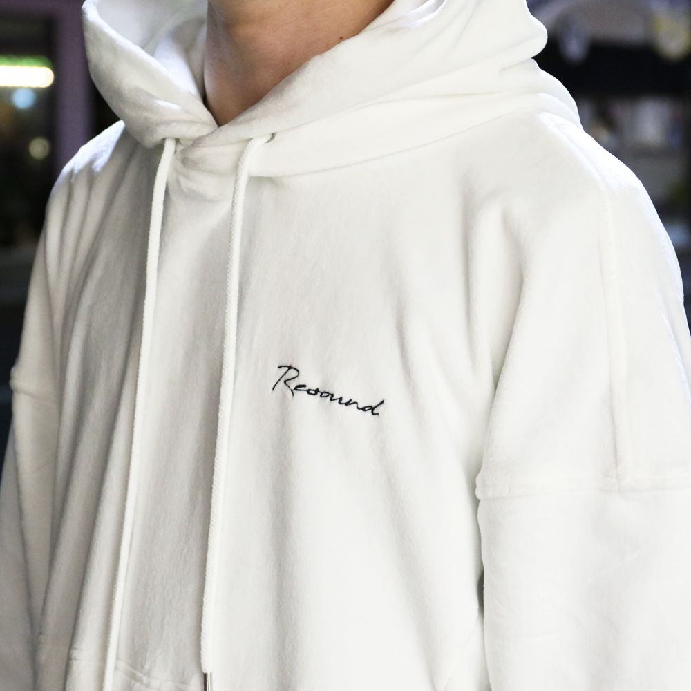 ダウンライナーを備えたREADYMADEのJESSE JACKETを着用した冬 ダウンライナーを備えたREADYMADEのJESSE JACKETを着用した冬