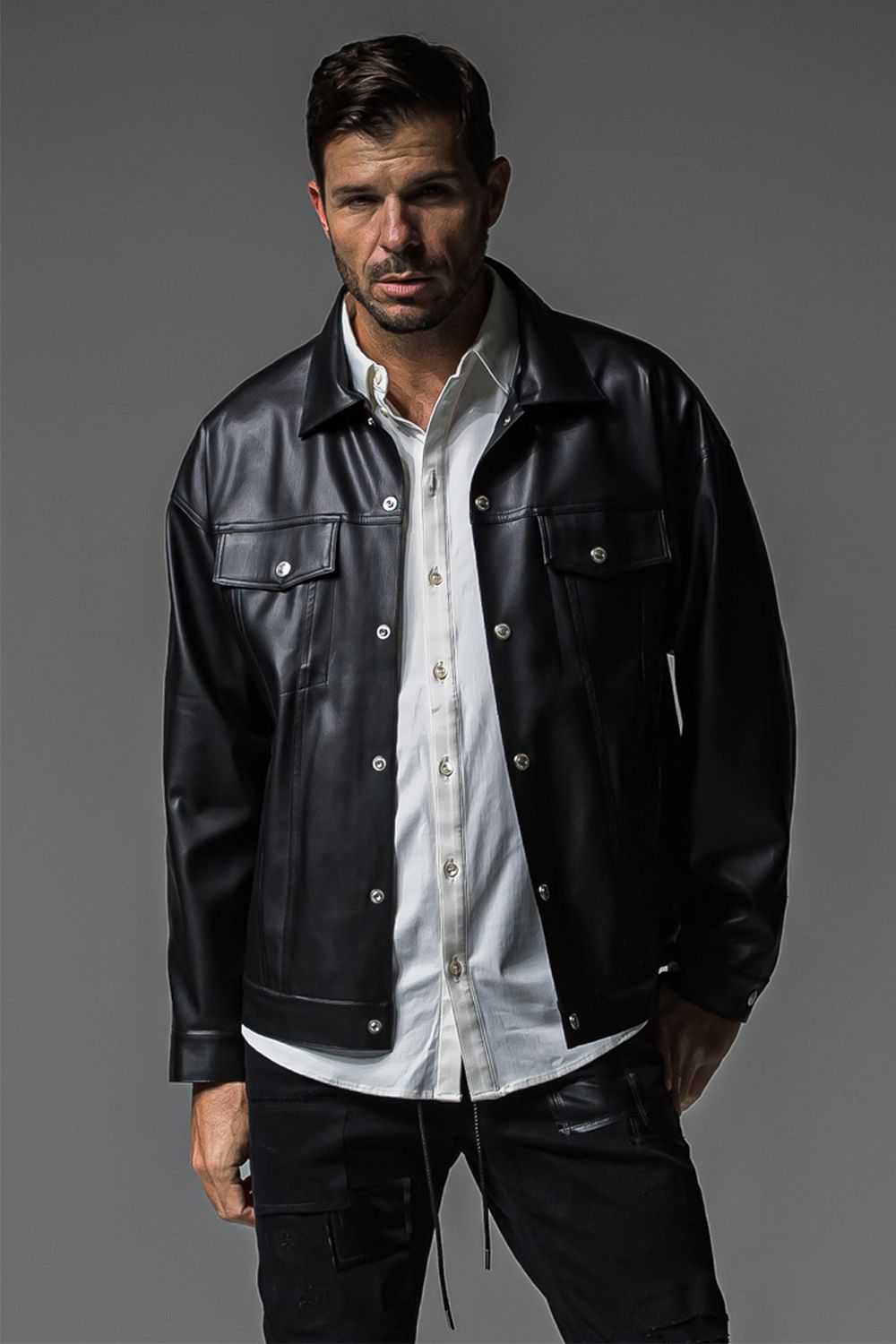 LEATHER OVER 3RD G / オーバーサイズ エコレザーGジャン