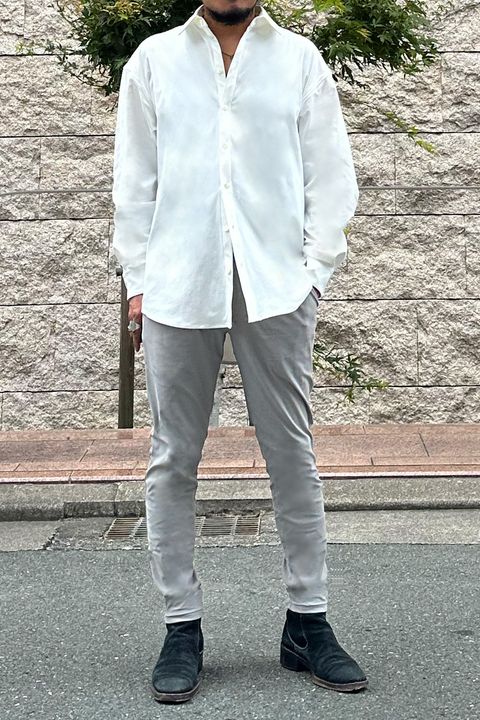 RESOUND CLOTHING、メッシュとナイロンのスラックスイージーパンツを使用したスタイル