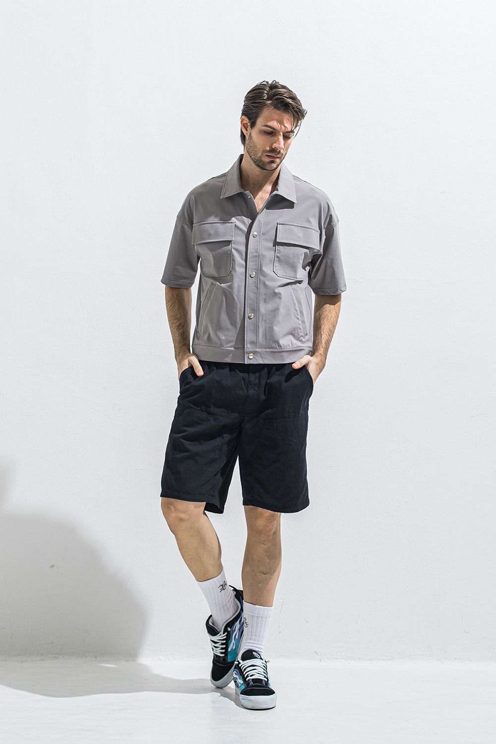 DOUBLE KNEE SHORTS / ダブルニー ショーツ