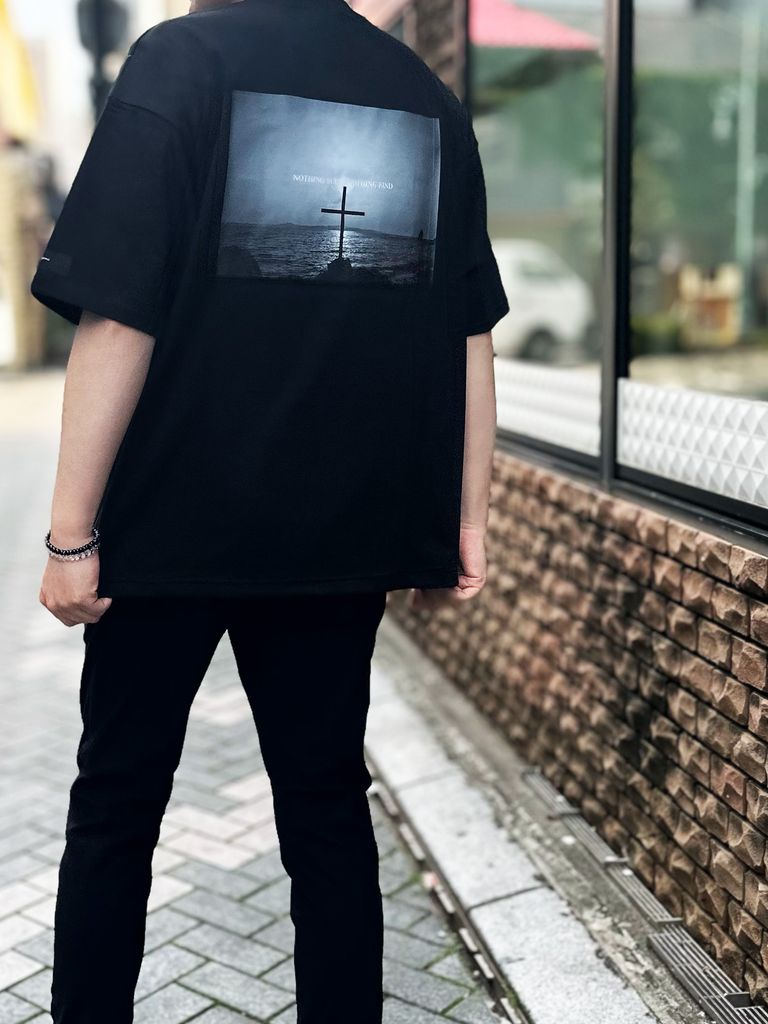 BACK PHOTO OVER TEE STYLE!!