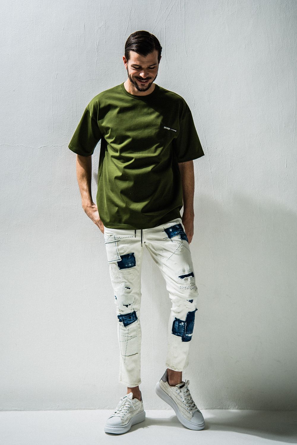 RESOUND CLOTHING、新作ジャージーズ、夏場のホワイトデニムが爽やかでおすすめです♪
