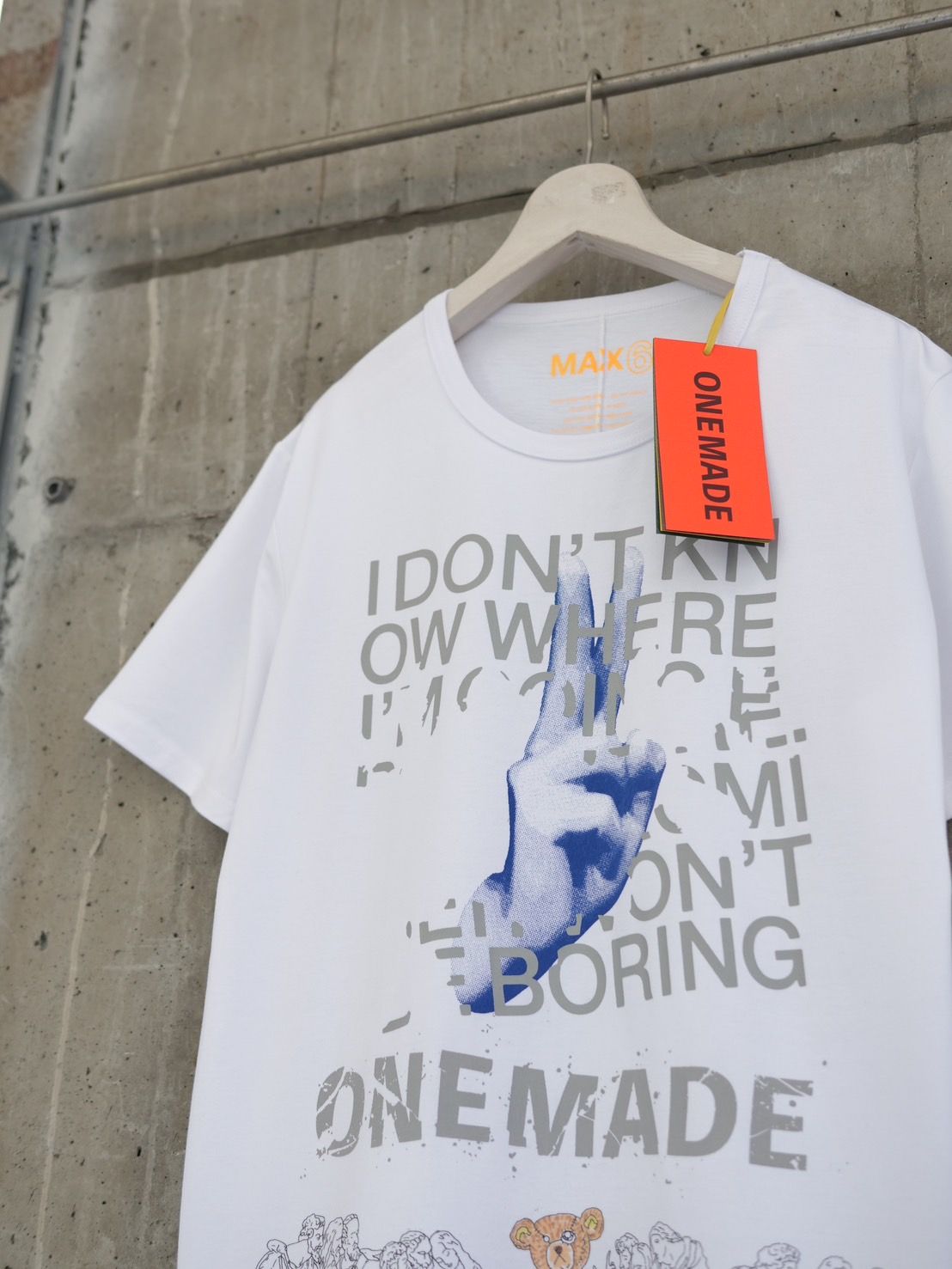 【アート作家が手がけるTシャツ】ONEMADE / LANDERBLUE別注モデル / Art Tシャツ / 1点物 / 白色 / WHITE