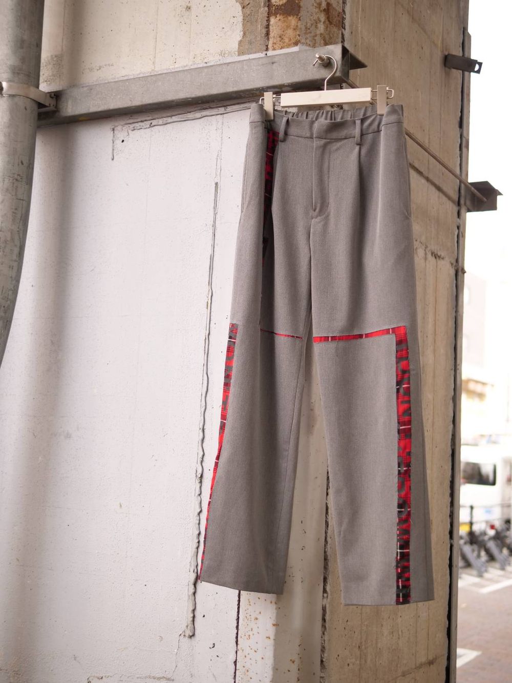 【40代からのおしゃれ改革】ONEMADEアートパンツでつくる上品スタイル