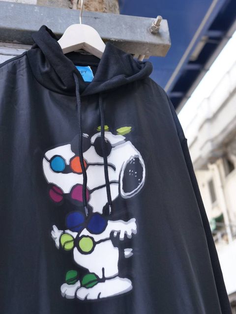飛び切りCOOLなスヌーピーデザイン。