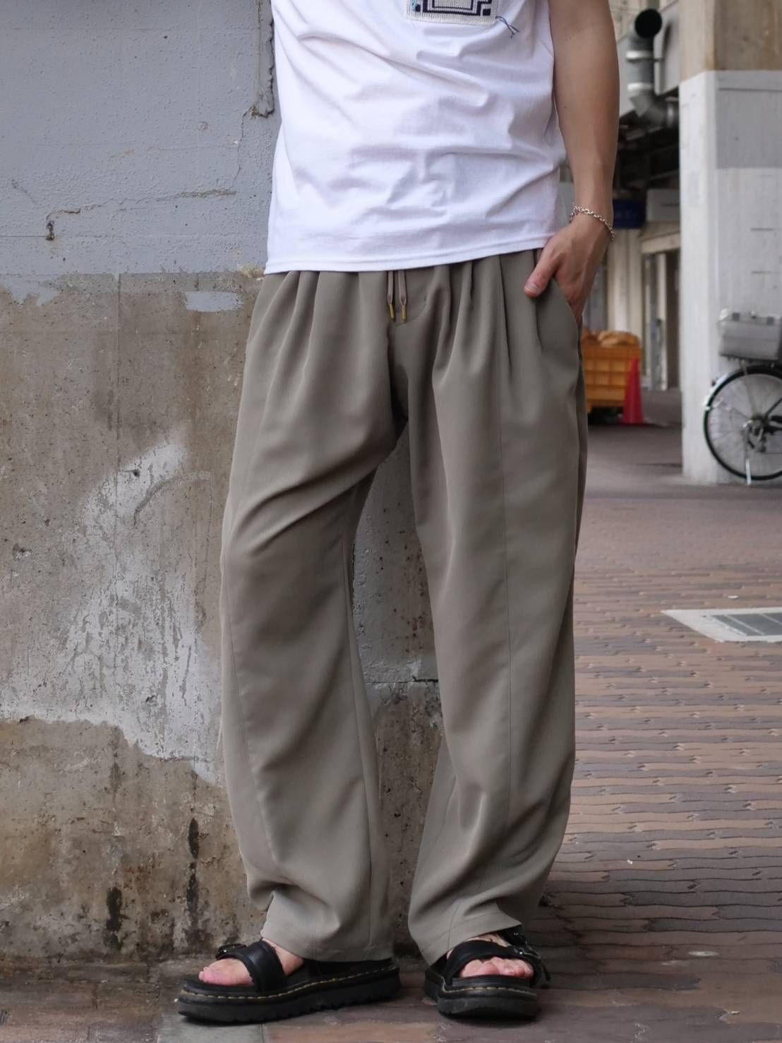 【おしゃれメンズパンツ】 / テーパードイージーパンツ/ IRREGULAR TAPERED PT /春夏用パンツ / 日本製