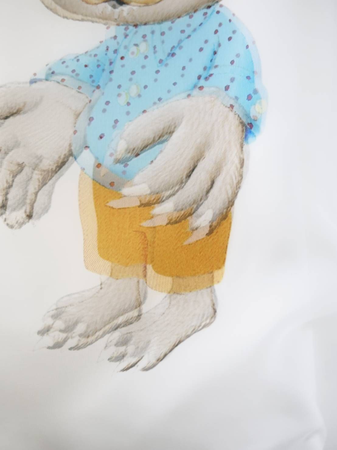 可愛いだけでは終わらない。違和感を纏う3DアートTシャツ / UNISEX /WHITE/ オーバーサイズ