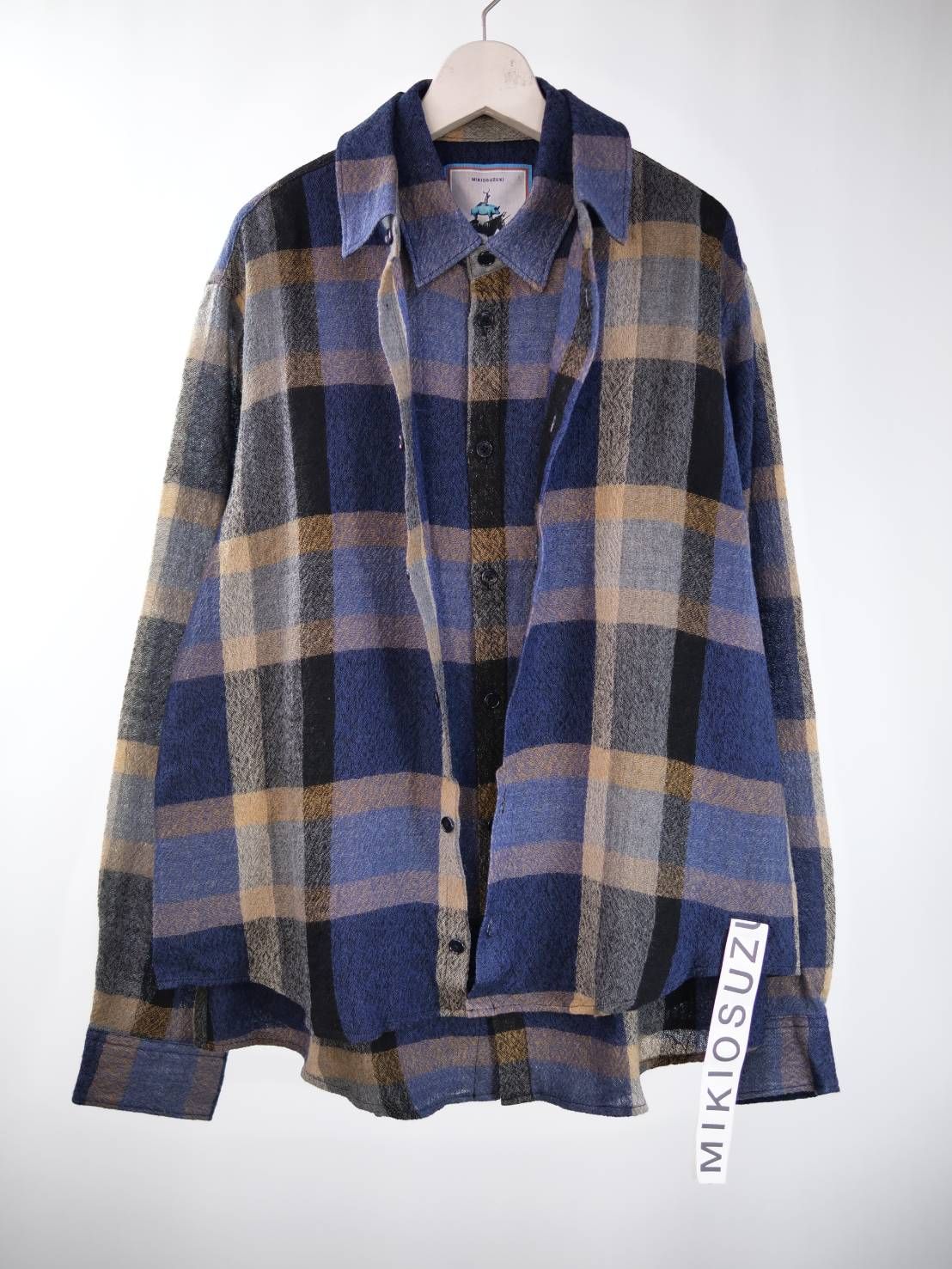 【ウール100％】レイヤードチェックシャツ｜一枚で完成する40代大人の上質コーデ