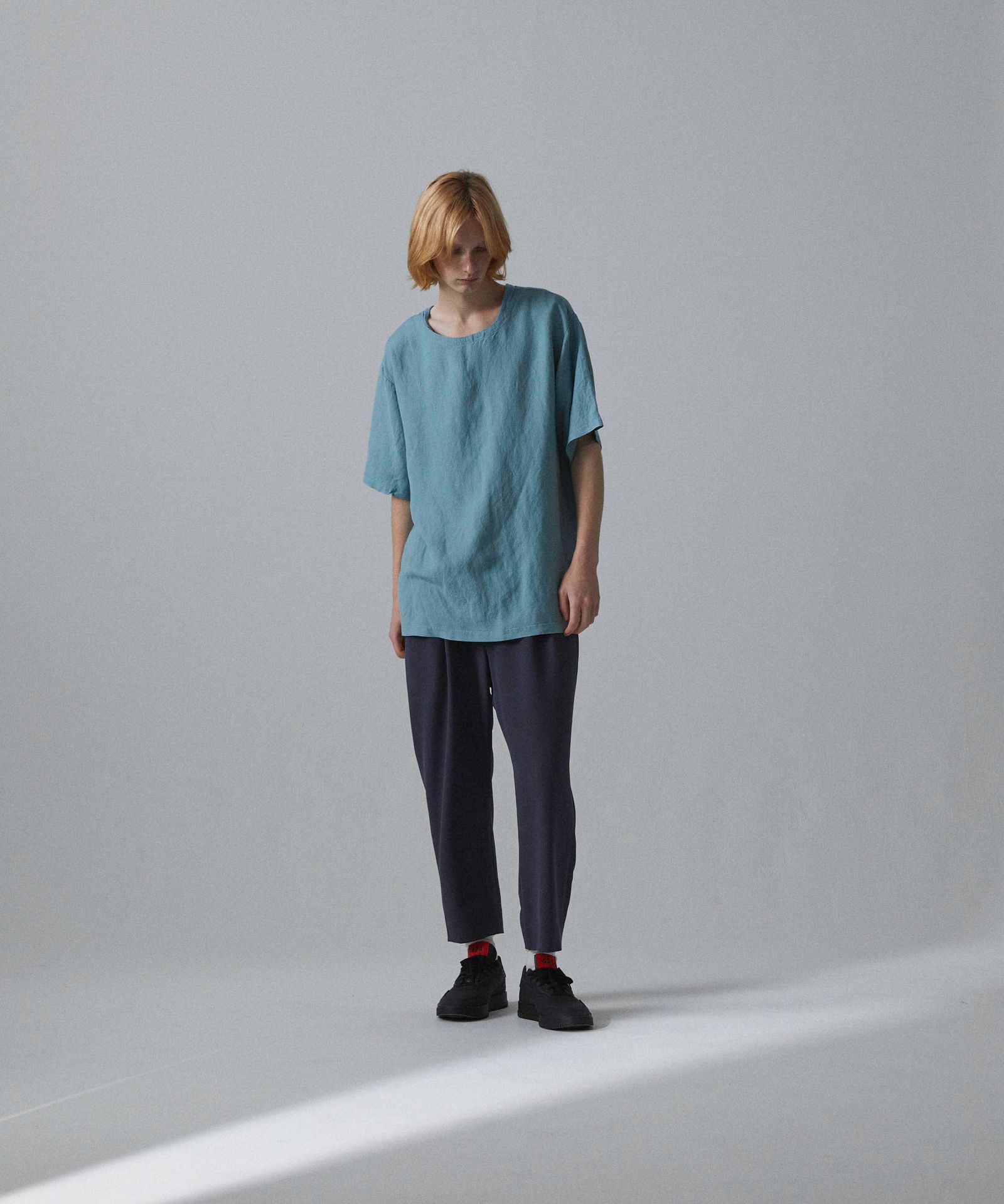【大人のワイドスラックス】 2WAY ストレッチ素材 / NAVY/ ドライタッチ / サルエル / 2タック / テーパード