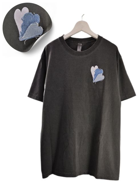 【ハートデザイン】 刺繍Tシャツ / 6.6オンス / ガーメントダイ / Vintage Black / ヘヴィウエイト / シンプルTシャツ / 1ポイントデザイン